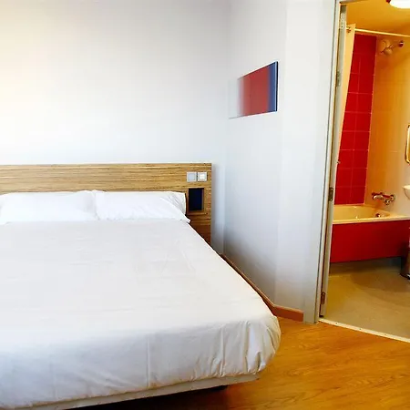 Hotel Travelodge Valencia Aeropuerto