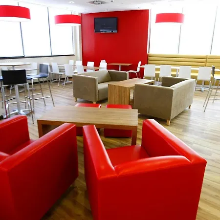 Hotel Travelodge Valencia Aeropuerto