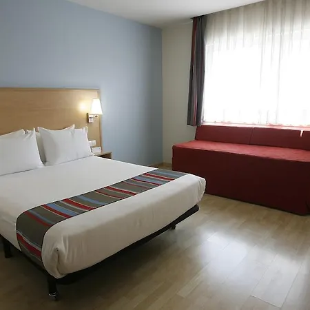 酒店 瓦伦西亚机场旅程住宿 *