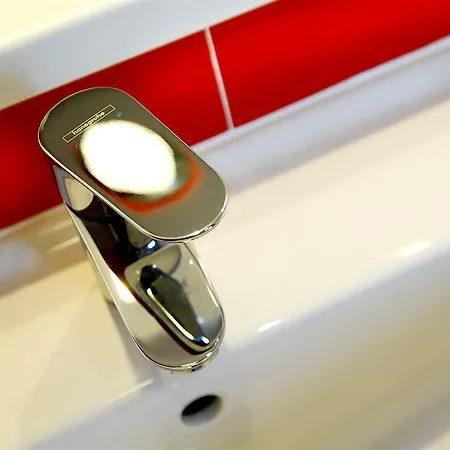 瓦伦西亚机场旅程住宿 酒店 马尼塞斯