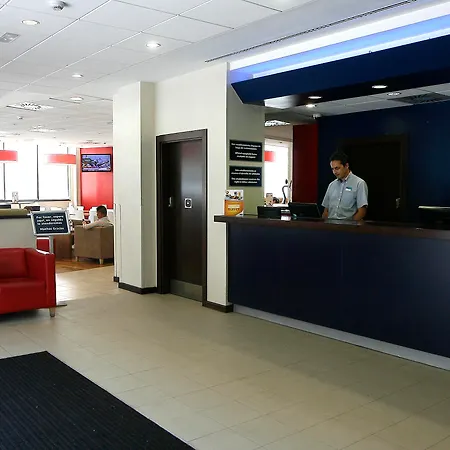 Travelodge Valencia Aeropuerto Hotel Manises