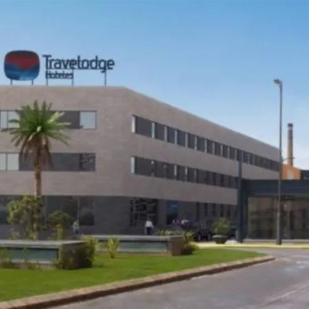 Travelodge Valencia Aeropuerto Hotel